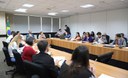 Grupo de trabalho que discute a Avaliação Biopsicossocial Unificada da Deficiência durante a primeira reunião ordinária realizada em Brasília (DF), no início do mês. (Foto: Clarice Castro - Ascom/MDHC)