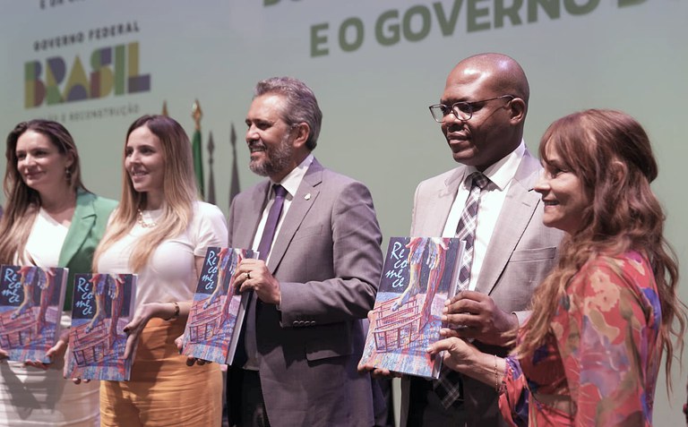 No Ceará, ministro Silvio Almeida visita unidades socioeducativas e celebra acordos de combate ao racismo e à violência