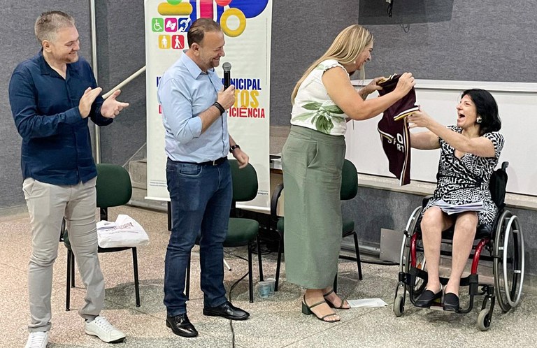 Secretária Anna Paula Feminella abre Conferência Municipal dos Direitos da Pessoa com Deficiência em Araraquara