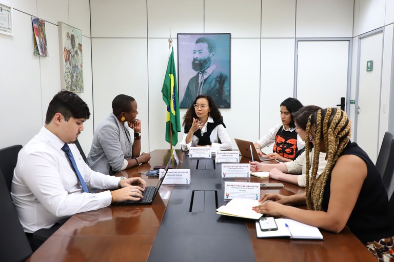 Brasil e Barbados discutem cooperação para fortalecer políticas de memória da escravidão e do tráfico transatlântico de escravos