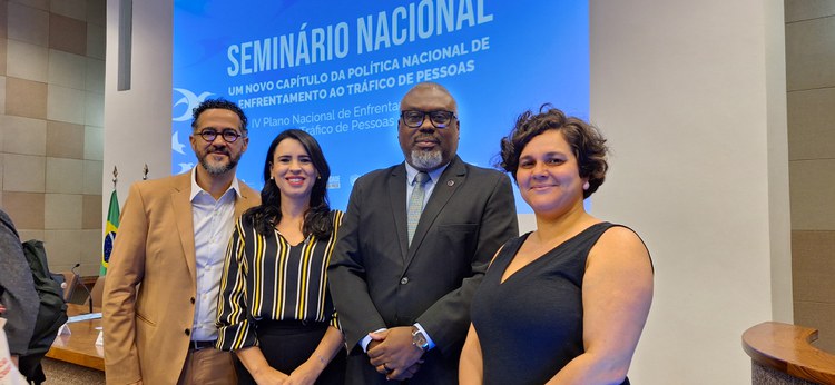 Representantes do MDHC no seminário nacional