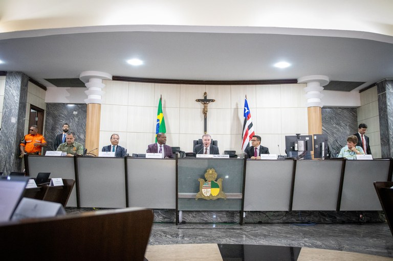 No Maranhão, Silvio Almeida propõe acordo para monitorar o sistema prisional brasileiro