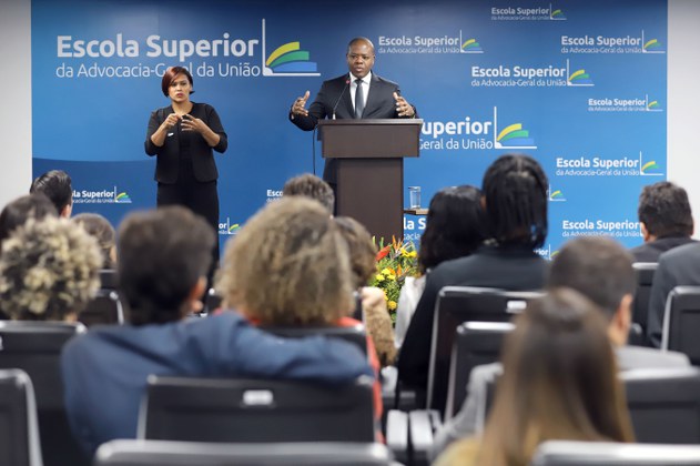 A aula marcou o início de uma série de debates e estudos sobre como o direito pode influenciar positivamente o desenvolvimento