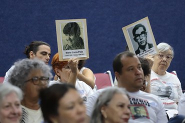 Familiares de desaparecidos em protesto, em Brasília (Foto: Clarice Castro) 