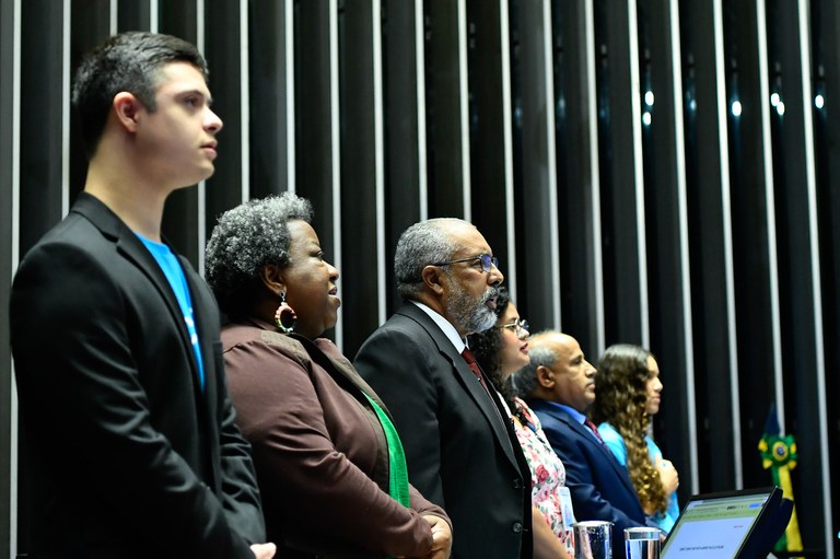 Macaé Evaristo reitera compromisso de proteção das infâncias na celebração dos 35 anos da Convenção sobre os Direitos da Criança