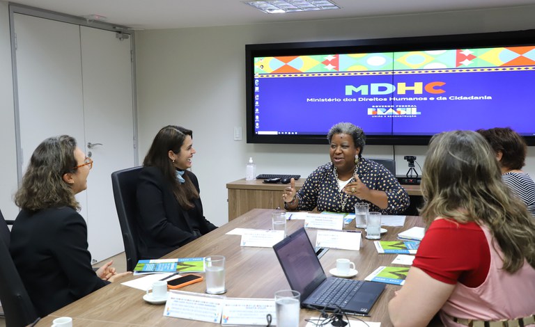 Direitos Humanos e Ministério da Justiça articulam ações conjuntas de proteção a crianças e adolescentes