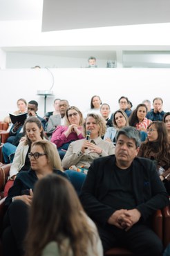 Público pode tirar dúvidas em espaço de perguntas