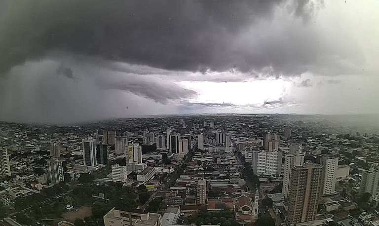 01 chuva-intensa-campo-grande-mato-grosso-sul-ms-centro-oeste-clima-ao-vivo-alerta-previsao-tempo-16-03-23-1700774033168.jpg