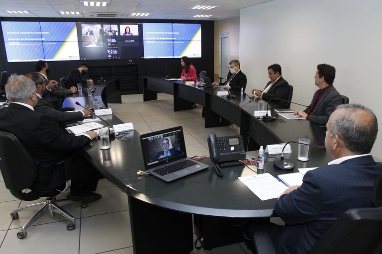 Reunião com franceses