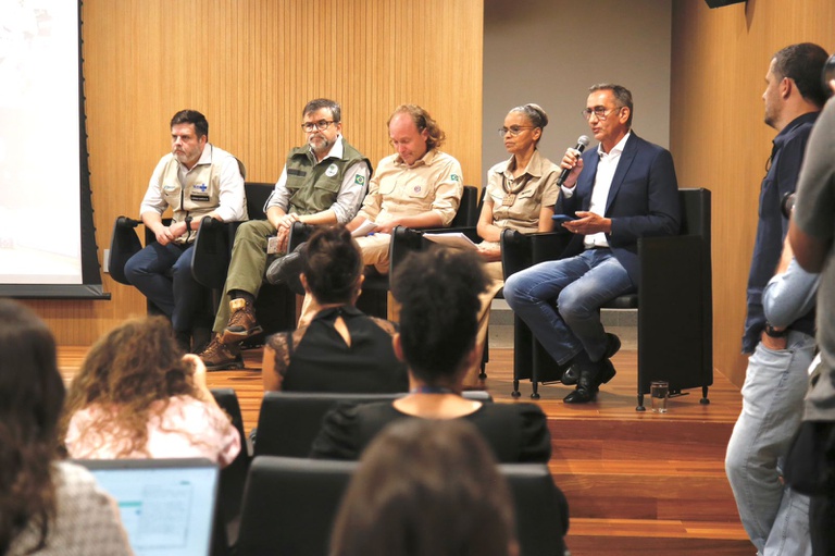 Governo Federal mobiliza esforços para enfrentar incêndios florestais no Amazonas