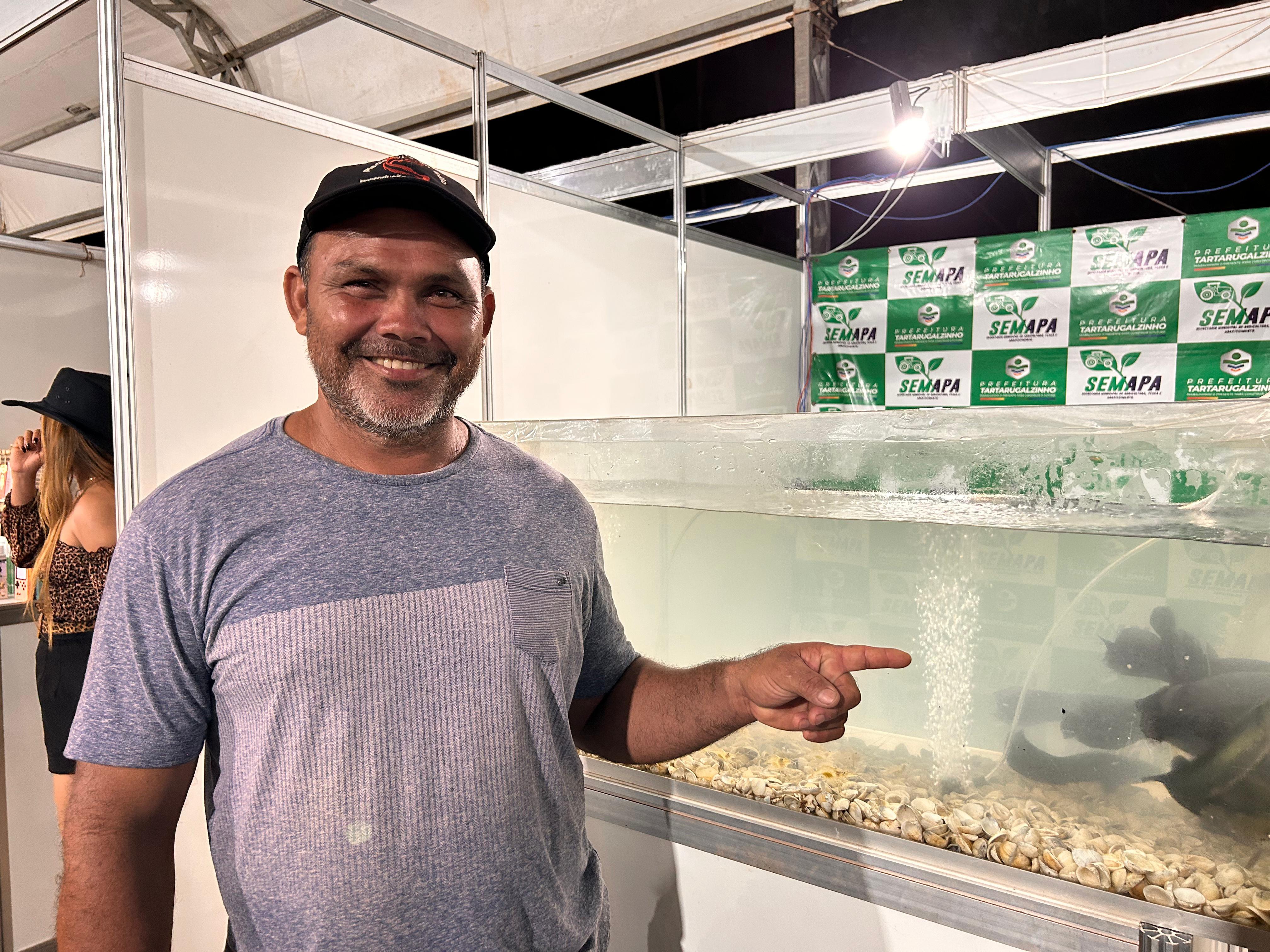 Produtor Edio Pereira afirma que o Governo Federal é fundamental para o desenvolvimento da piscicultura no Amapá. (Foto: Bia Reis/MIDR)