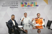 Waldez Góes apresenta soluções para cidades do Paraná afetadas pelas chuvas