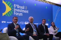 Waldez Góes destaca oportunidades de investimentos estrangeiros em ações de desenvolvimento regional no Brasil