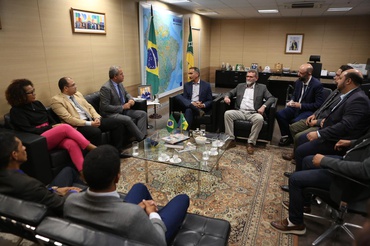 Encontro com prefeito e vereadores de Tartarugalzinho