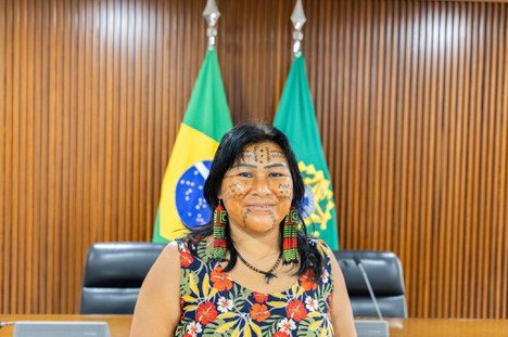 Carlinha Santos, representante da Associação das Mulheres Yanomami. Foto: Henrique Raynal/ Casa Civil