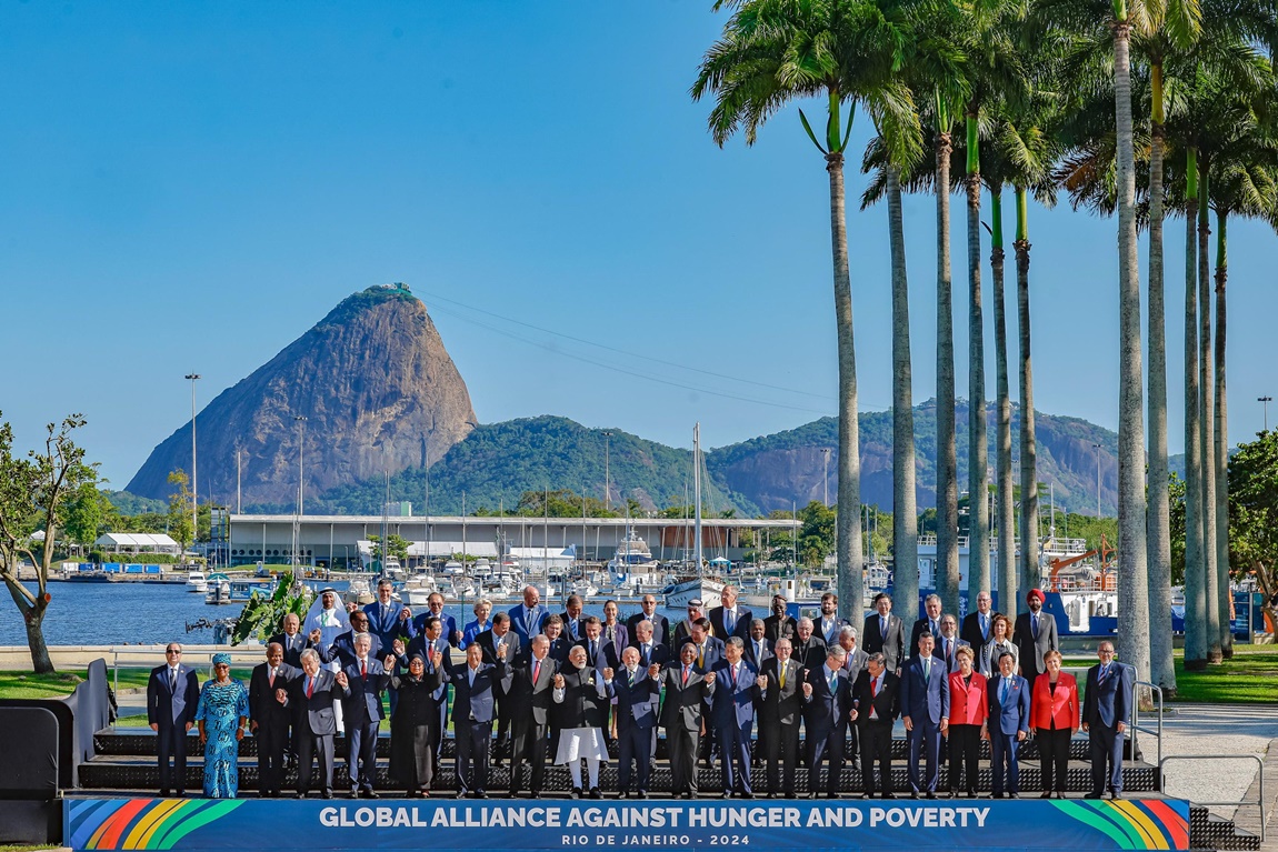 A iniciativa, lançada nesta segunda-feira (18.11) durante a Cúpula de Líderes do G20, tem como objetivo acelerar o progresso rumo à erradicação da fome e da pobreza, ao mesmo tempo em que promove os Objetivos de Desenvolvimento Sustentável (ODS)