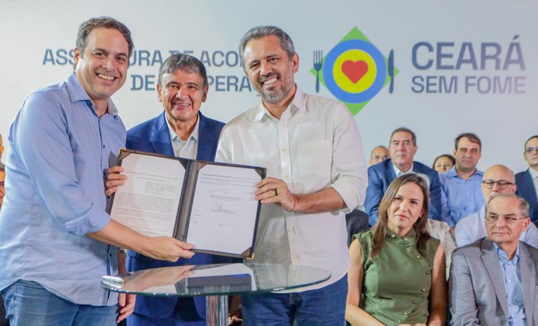 Governo do Ceará assina memorando com maior empresa de contact center do  Brasil - Agência de Desenvolvimento do Estado do Ceará