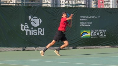 25112021_tenis1150.jpeg