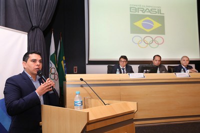 Palestra-Cartilha-Governaca-COB-Foto-Francisco-Medeiros-ME-700.jpg