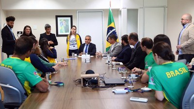 30052022_ministro_reuniao.jpg