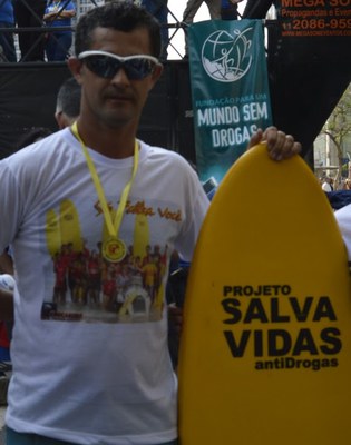 SurfWillian2.JPG