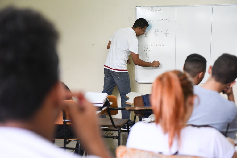 Transformação da escola passa por valorização dos professores