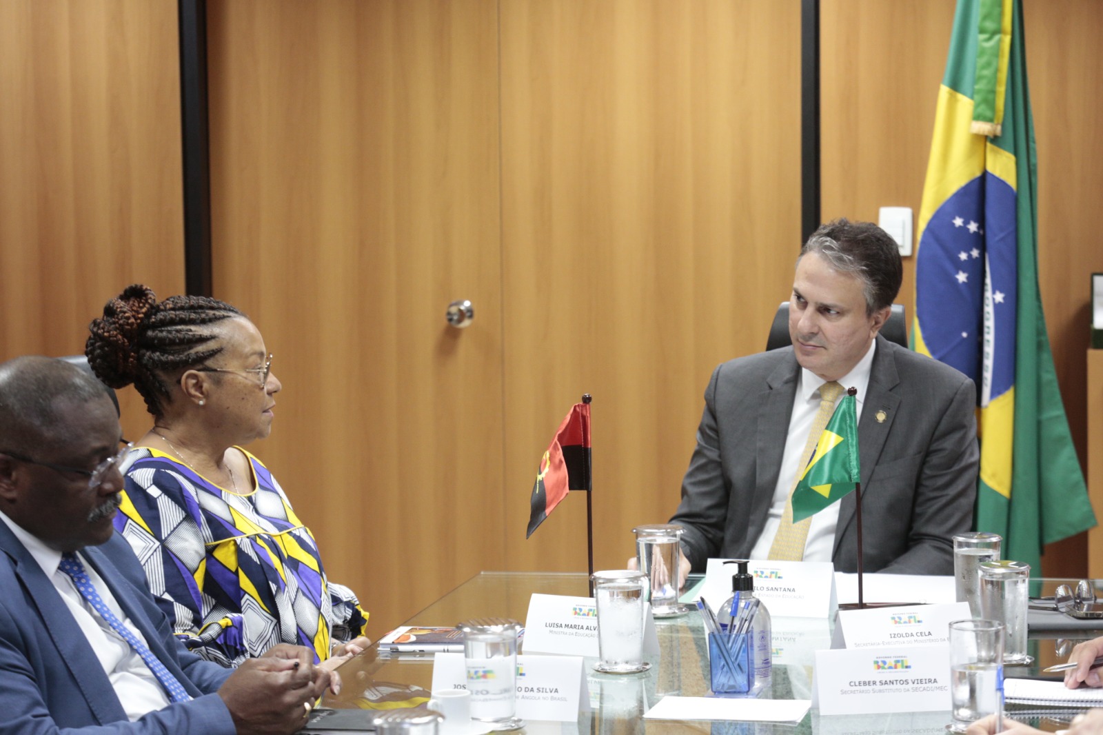 Ministra de Educação de Angola visita MEC — Ministério da Educação