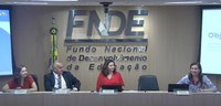 MEC debate especificidades para o edital do PNLD-EJA