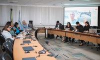 MEC recebe representantes do IESALC-UNESCO