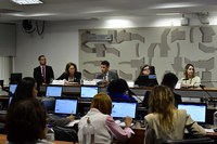 Senado debate atividade de psicopedagogia