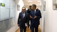 Em visita à Ebserh, ministro lembra importância dos hospitais universitários para a educação