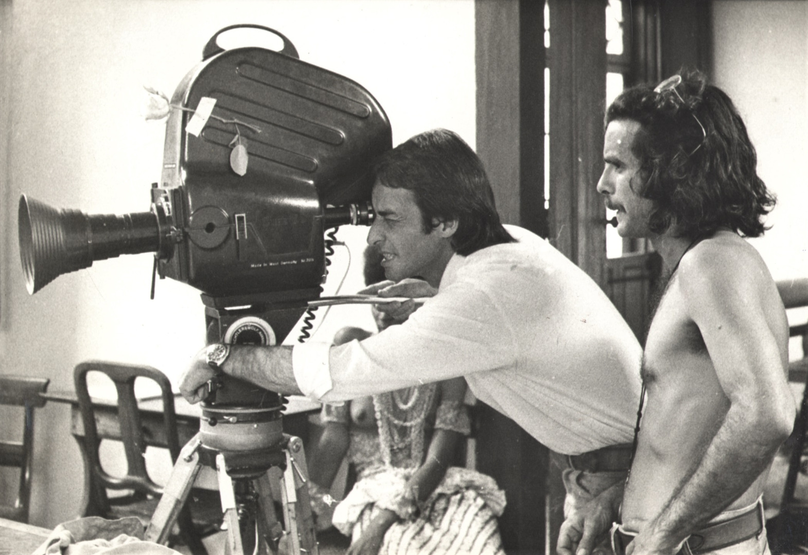 O cineasta Joaquim Pedro de Andrade durante as filmagens de "Os inconfidentes", filme que procurou fazer um paralelo entre a ditadura de 1964 e a repressão à Inconfidência Mineira