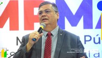 “Combater o crime organizado de verdade é impedir que vários fuzis entrem no país”, defende Flávio Dino em Congresso no Maranhão