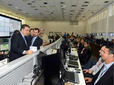 Cardozo e Cid Gomes inauguram Centro Integrado de Comando e Controle de Fortaleza