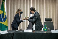 Ministério da Justiça e Segurança Pública assina acordo com a Cruz vermelha para capacitação das forças policiais