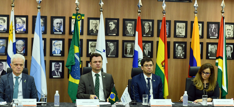 Ministro Anderson Torres preside reunião de ministros de Justiça, Interior e Segurança do Mercosul.png