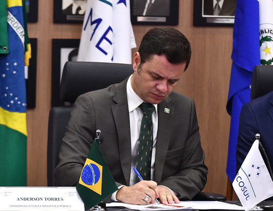 Ministro Anderson Torres preside reunião de ministros de Justiça, Interior e Segurança do Mercosul3.jpg