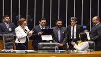 No Dia de Combate à Corrupção, Moro recebe homenagem na Câmara