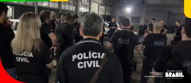 Policiais civis de quatro estados prendem 23 pessoas durante a Operação Squadrone