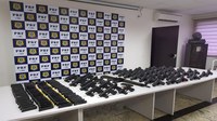 PRF apreende carregamento com mais de 60 pistolas