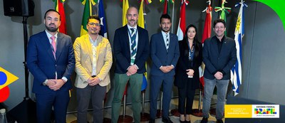 Senacon fortalece estratégias de combate à pirataria e ao contrabando na saúde, com participação em evento internacional