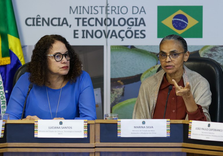 Ministras Marina Silva e Luciana Santos (MCTI) em entrevista coletiva para divulgação de dados do Inpe. Foto: MMA