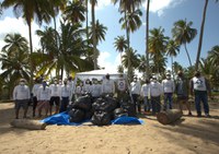 Com 425 mutirões realizados, Programa de Combate ao Lixo no Mar recolhe cerca de 280 toneladas de lixo