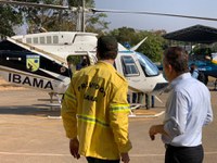 Ministro do Meio Ambiente sobrevoa regiões afetadas pelo fogo no Mato Grosso