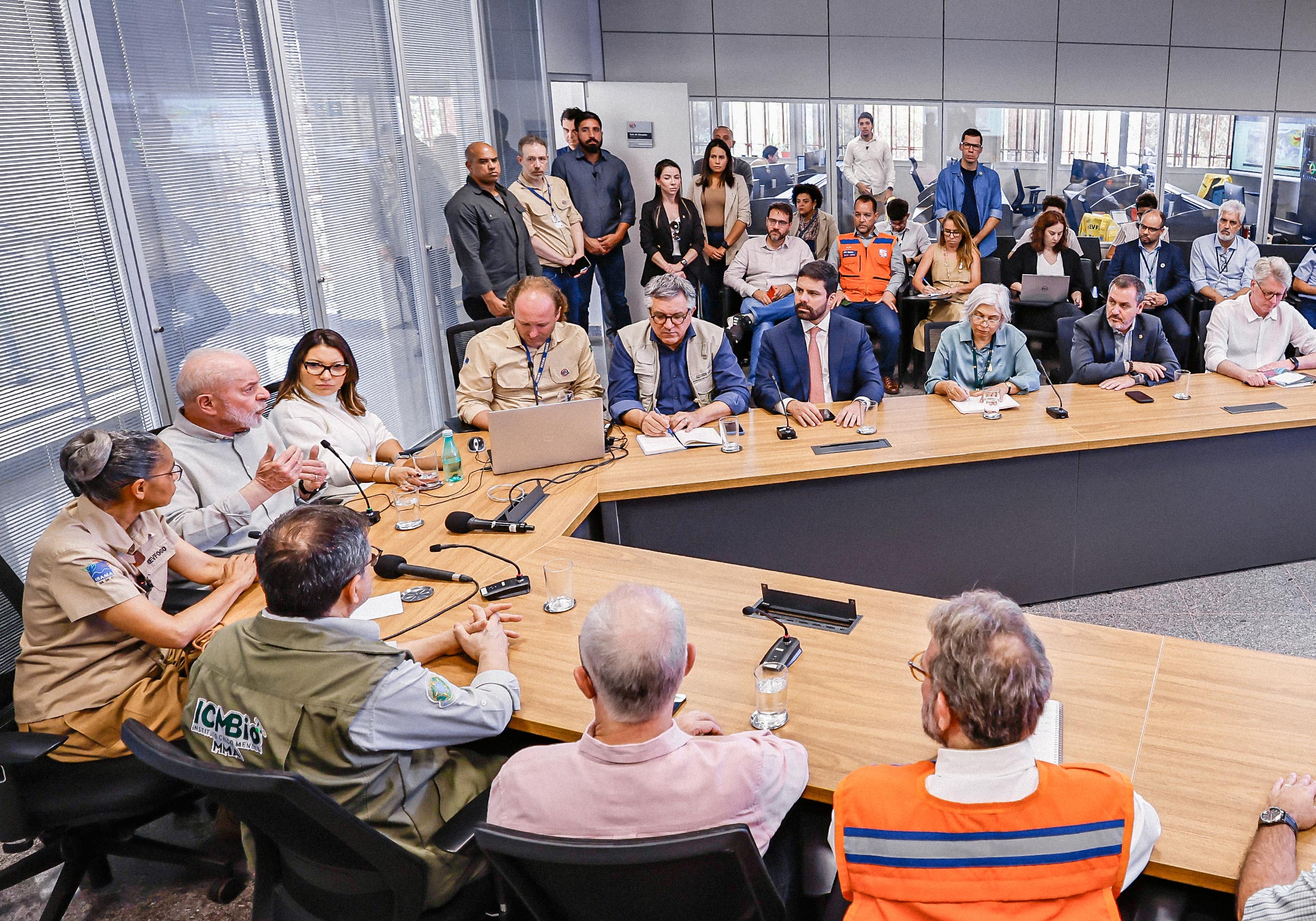 Governo Federal pede investigações sobre incêndios e garante apoio aos estados no combate ao fogo