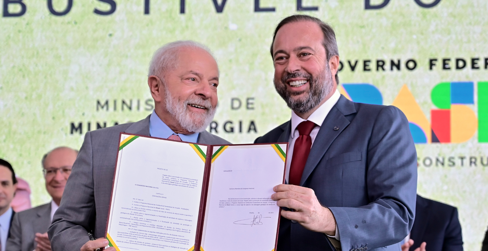 Projeto de Lei que institui importantes diretrizes para o desenvolvimento de combustíveis sustentáveis recebe aprovação final na Câmara dos Deputados e vai à sanção do presidente Lula