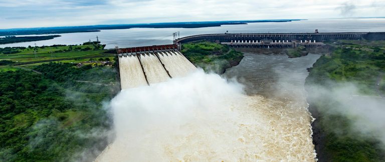 Foto Itaipu.png