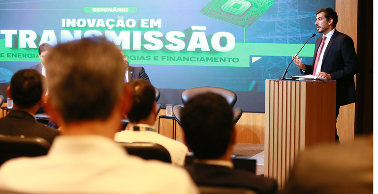 MME debate futuro tecnológico em transmissão de energia elétrica