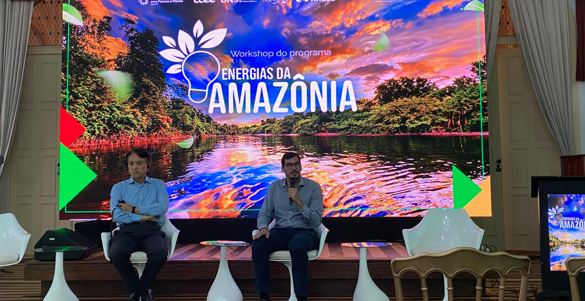 O Programa Energias da Amazônia tem o objetivo de fortalecer as sinergias entre políticas públicas, o arcabouço regulatório, conclusão de obras de interligações e operação de usinas híbridas a serem contratadas no leilão 2025