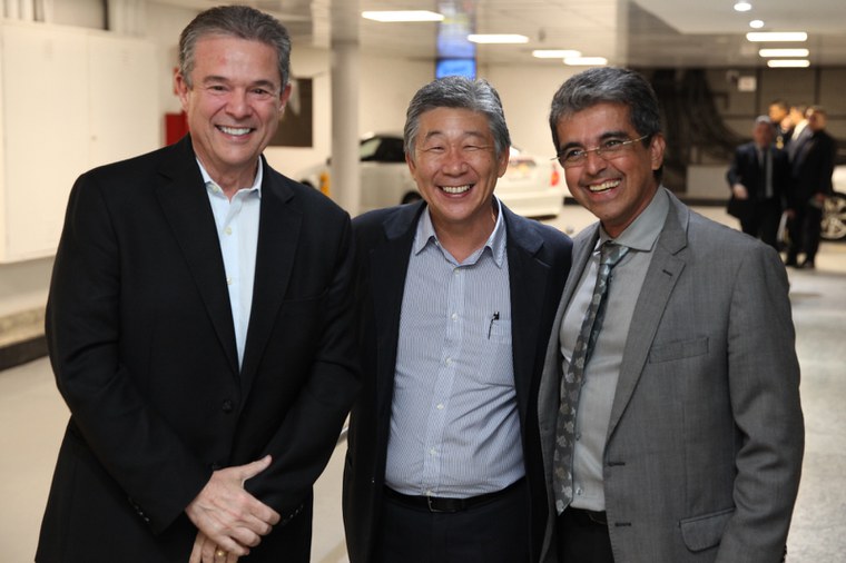 Ministro André de Paula, Roberto Imai (Fiesp) e Francisco Medeiros (PeixeBr)